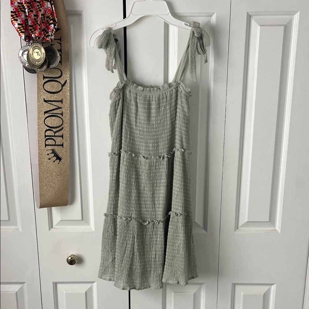 Green Sleeveless Tiered Dress